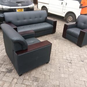 5 Seater Executive Leather sofa
