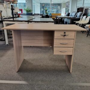900mm Study Desk